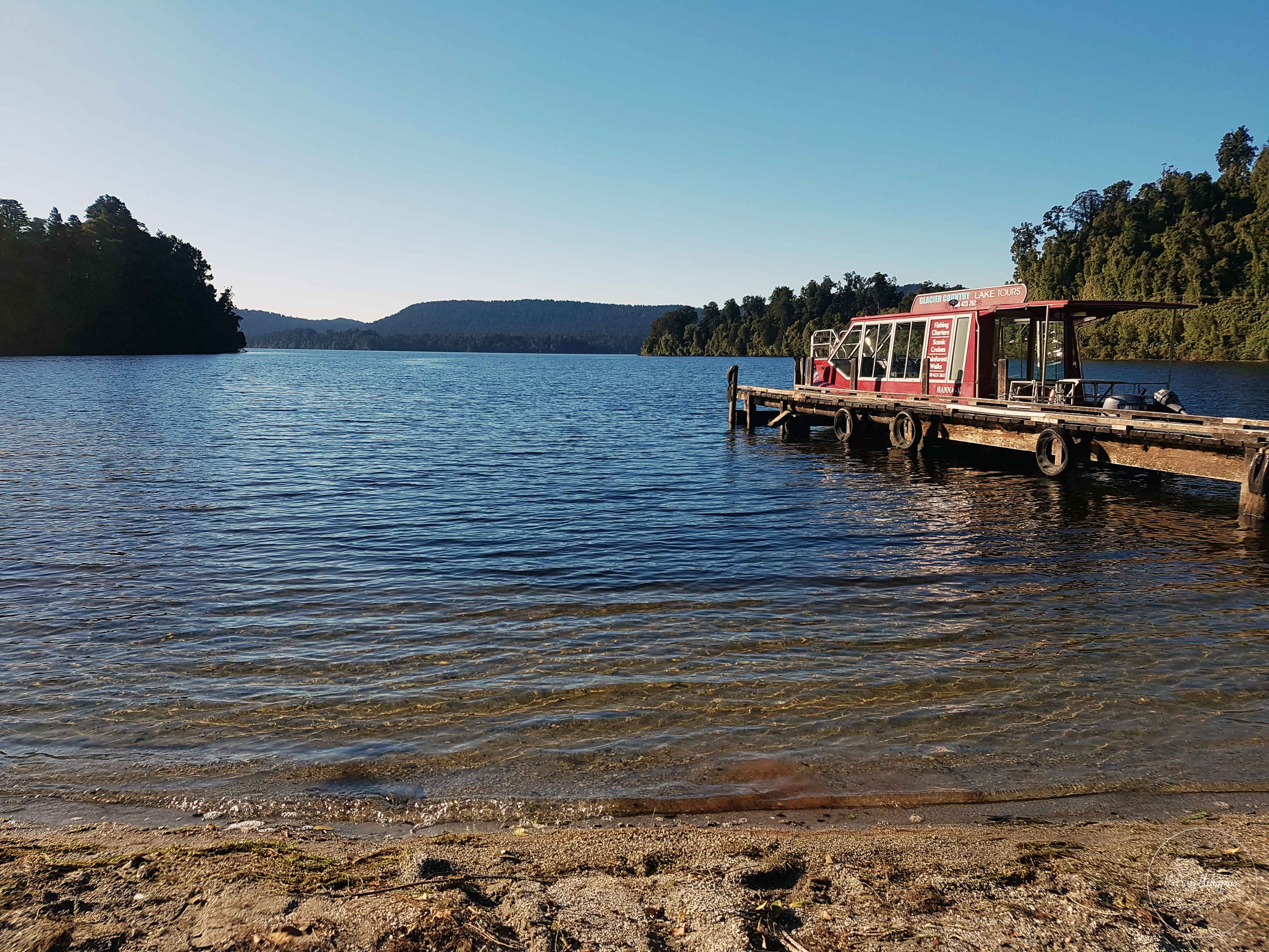 Lake-Mapourika