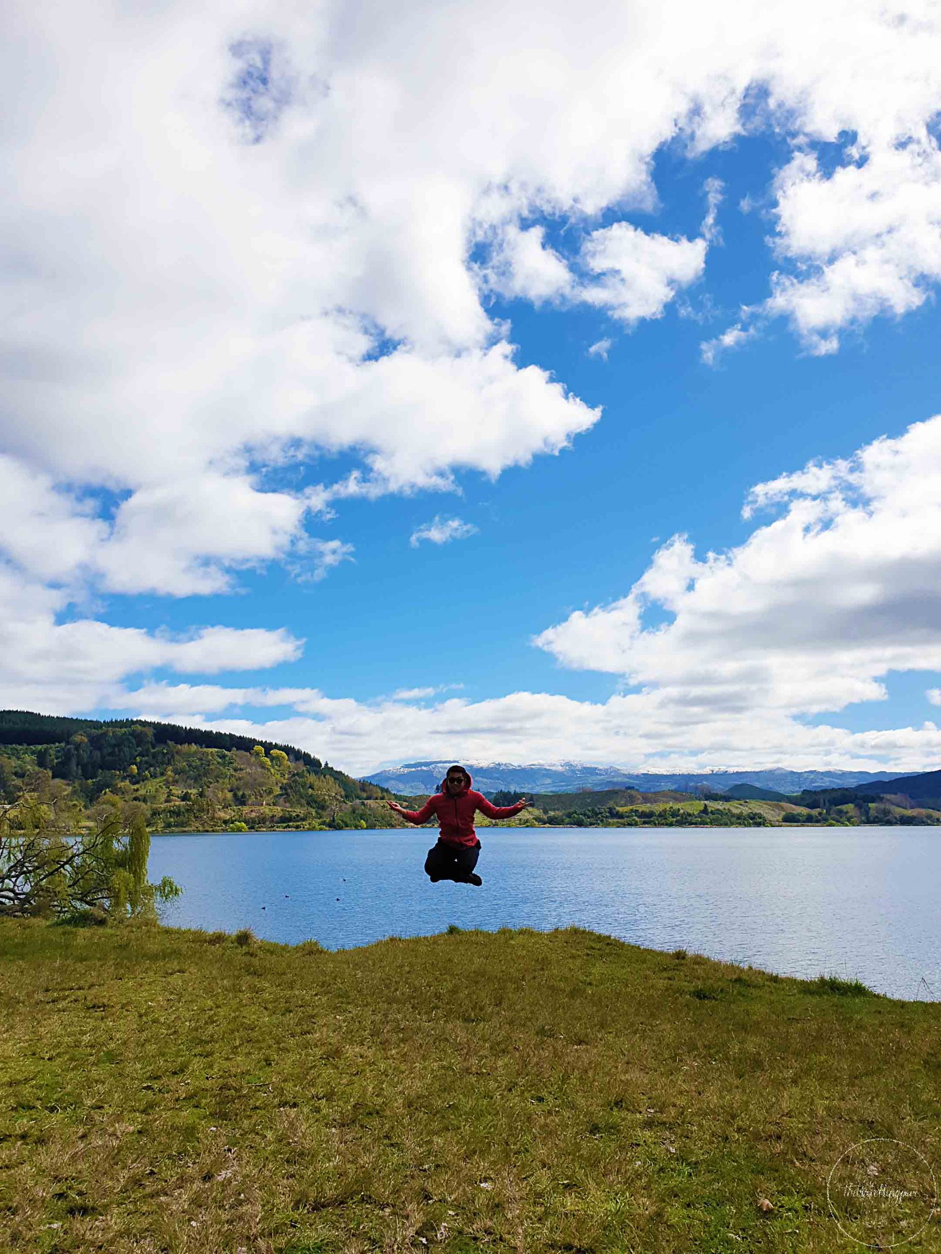 Lake Tutira New Zealand -Join The Travelling Pair